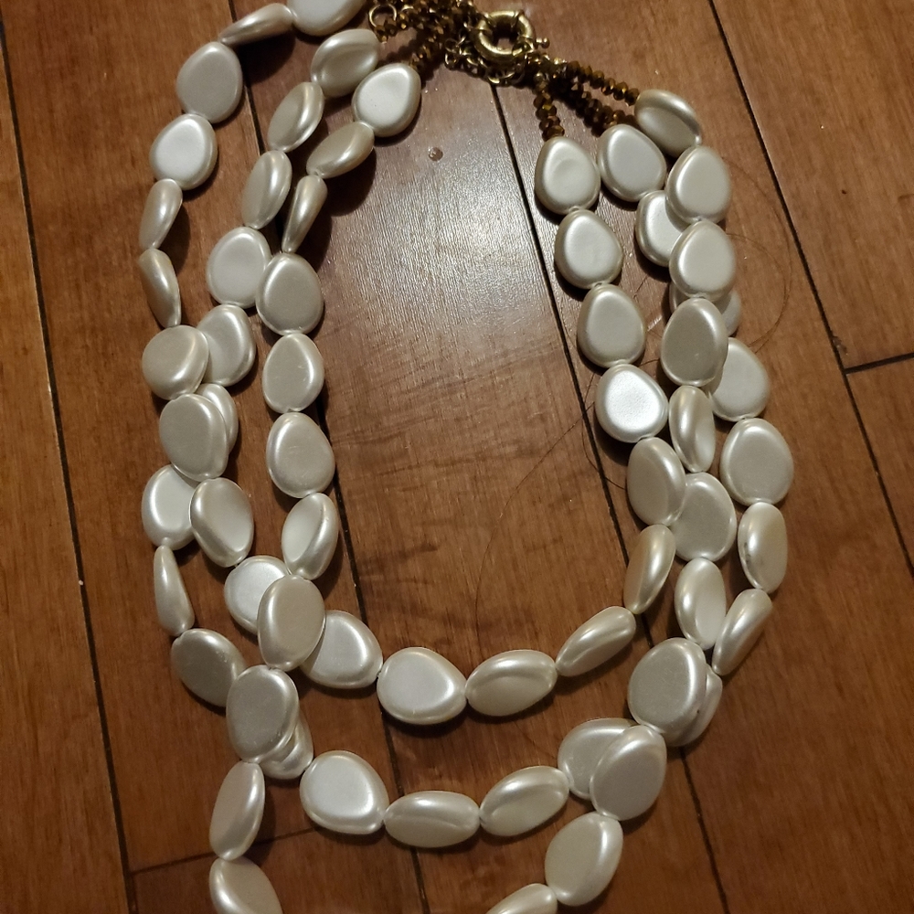 Necklace - Picture 2 of 3